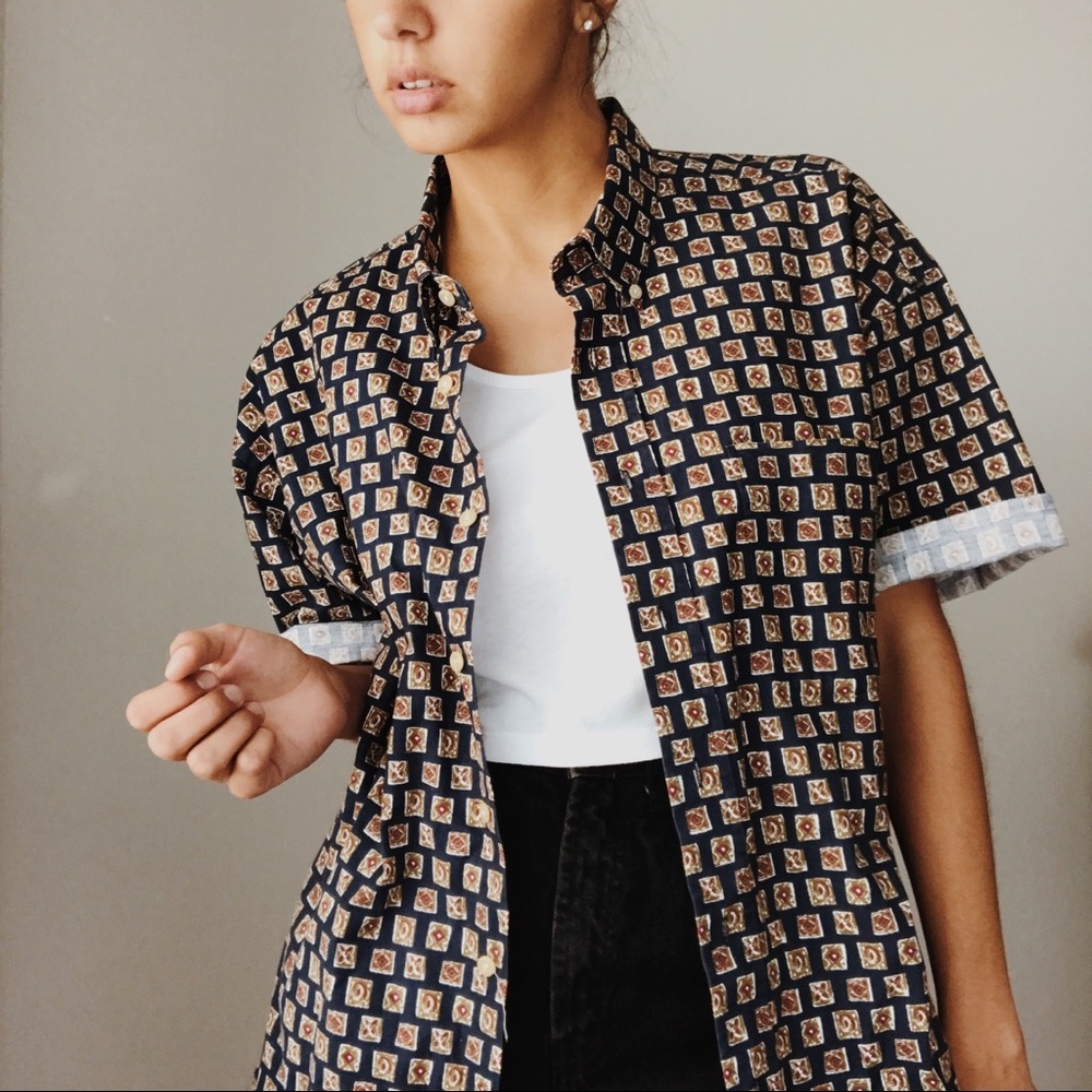 80’s Causal Short Sleeve Button Up